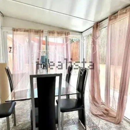 Private Guest Near Ocean In Mar 게스트하우스